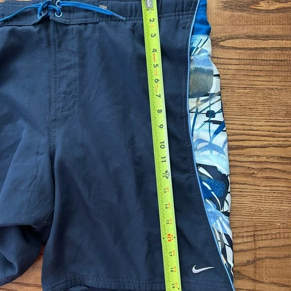 Nike Tropical Print Blue 8” Inseam Swim Trunks - Picture 7 of 8